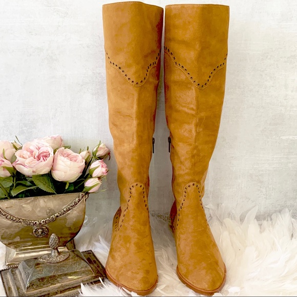 🎉🎉HP🎉🎉 Frye Ray Grommet Tall Camel Suede - Picture 3 of 8